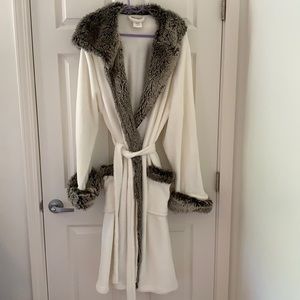 Pottery Barn Spa Robe